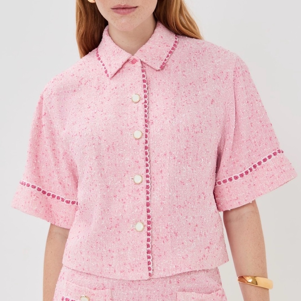 Khloe Short Sleeve Button Down in Berry Multi
SIMKHAI size 4
